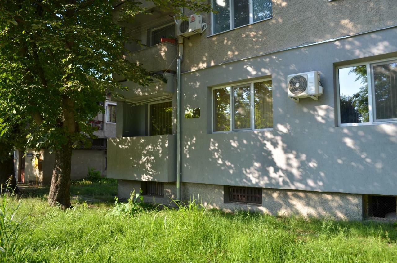 Luxury Apartment Near Varna, Located In Targovishte Exterior photo